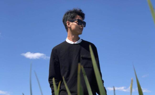 潘豪:抓住复工复产机遇,万象城21岁大学生半年收入50万